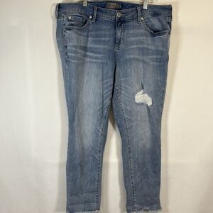 Torrid Jeans Cropped Boyfriend Fit Women’s 16 Vintage Stretch Distressed Denim